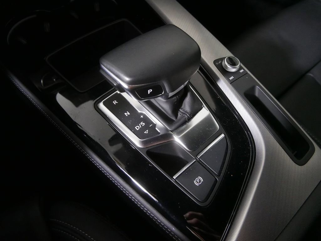 Used 2022 Audi A5 2.0T Premium Plus w/ Premium Plus AWD/4WD image 28