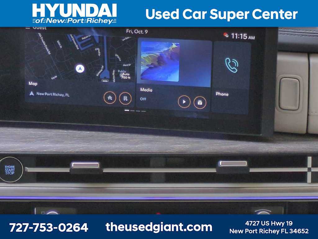 Certified 2025 Hyundai Santa Fe Limited FWD image 21