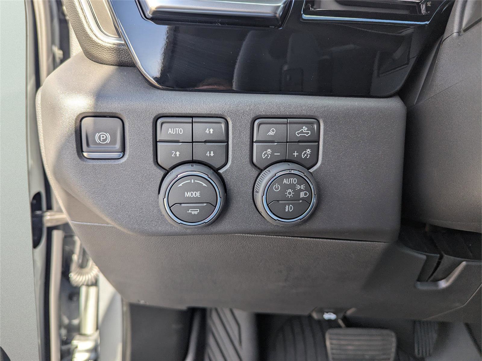 New 2026 Chevrolet Silverado 1500 LT Trail Boss w/ LT Trail Boss Premium Package image 12