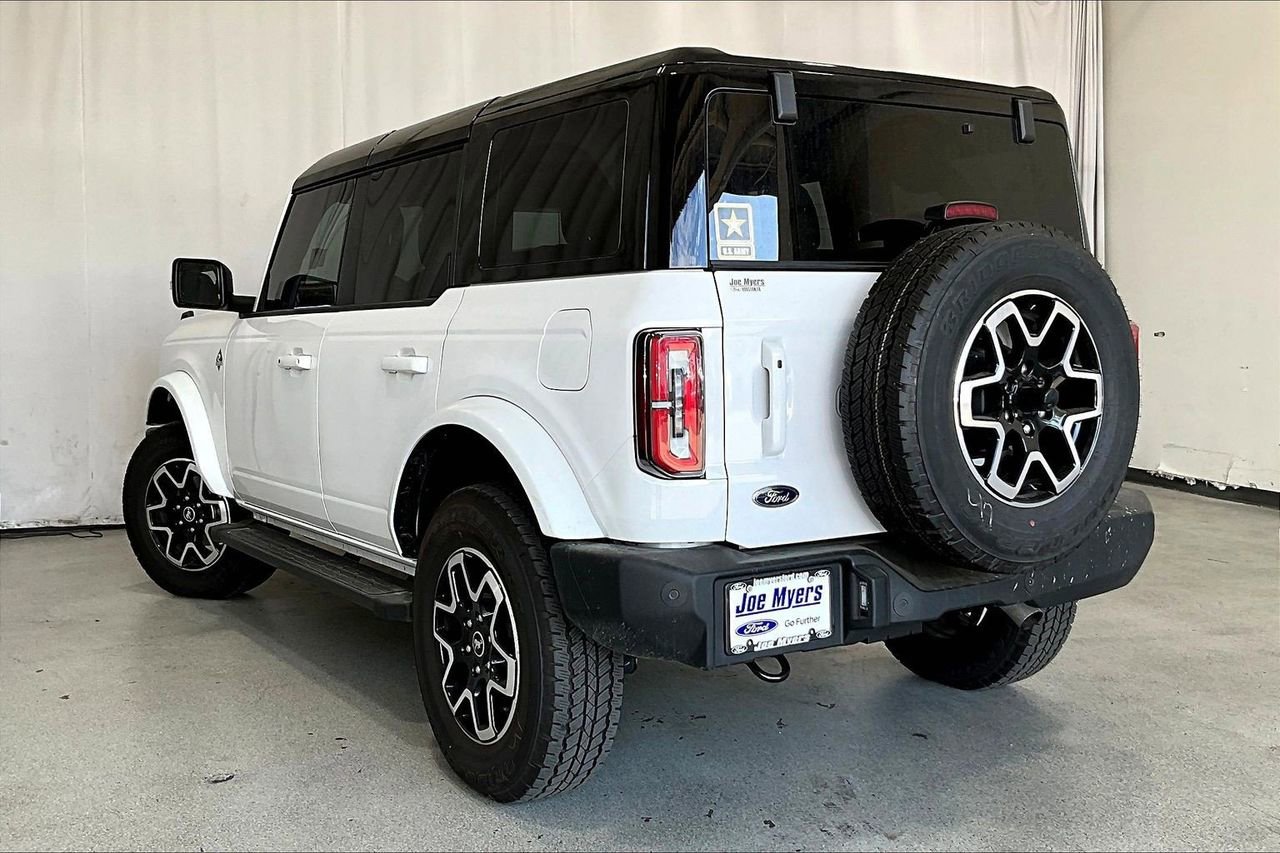 Used 2024 Ford Bronco Outer Banks image 5