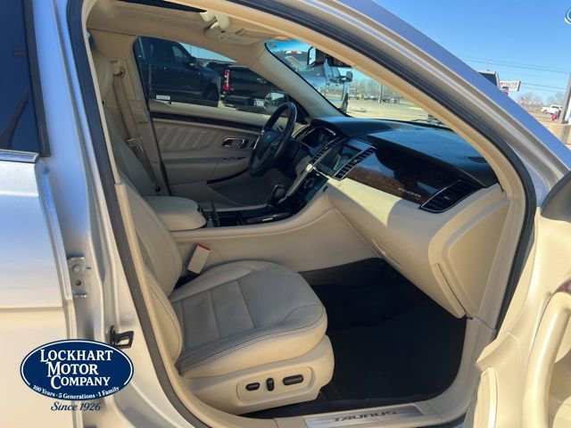 Used 2018 Ford Taurus Limited image 22