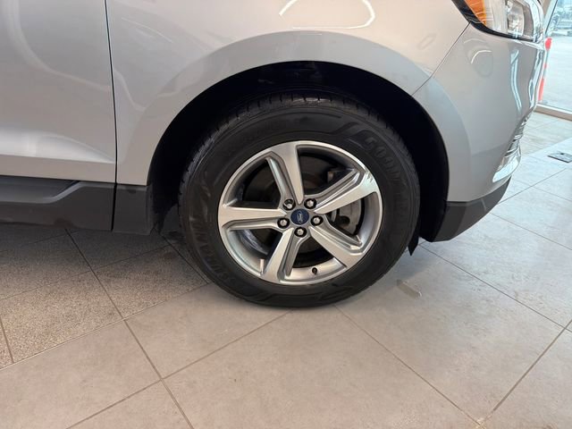 Used 2021 Ford Edge SEL w/ Convenience Package image 41