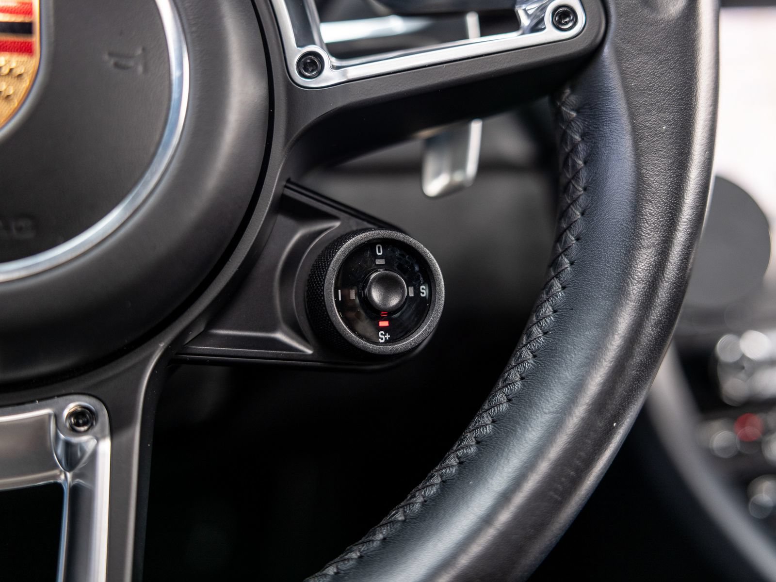 Certified 2018 Porsche 911 Carrera GTS RWD image 34