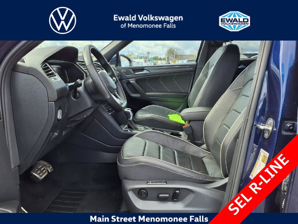 Used 2024 Volkswagen Tiguan SEL R-Line AWD/4WD image 10
