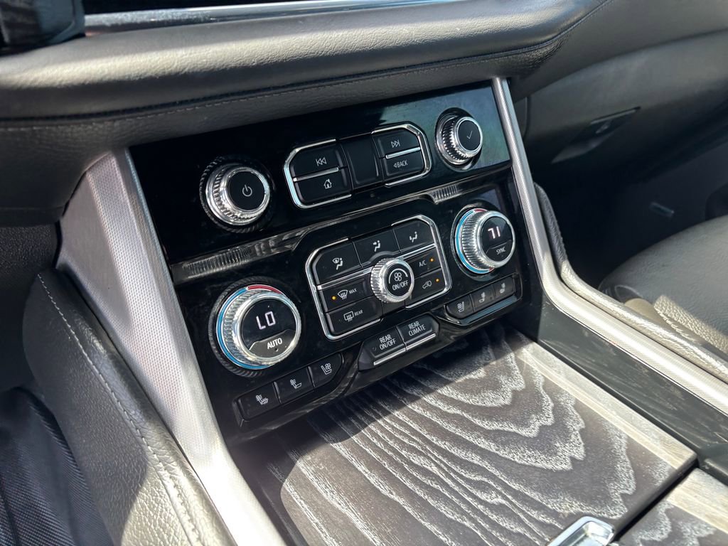 Used 2023 GMC Yukon Denali image 18