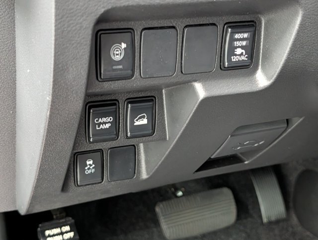 Used 2024 Nissan Frontier SV w/ SV Convenience Package AWD/4WD image 15