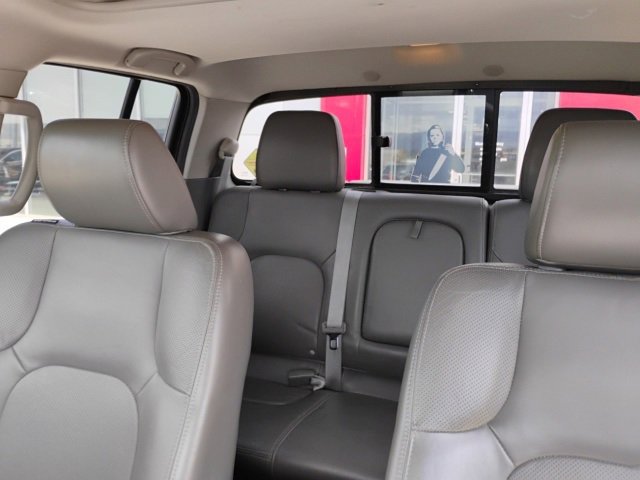 Used 2019 Nissan Frontier SL image 11