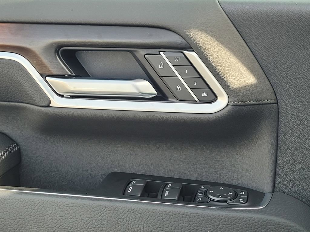 New 2026 GMC Sierra 2500 Denali w/ Denali Reserve Package image 25