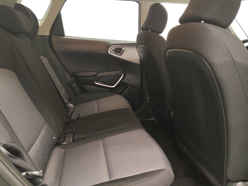 Used 2021 Kia Soul LX image 19