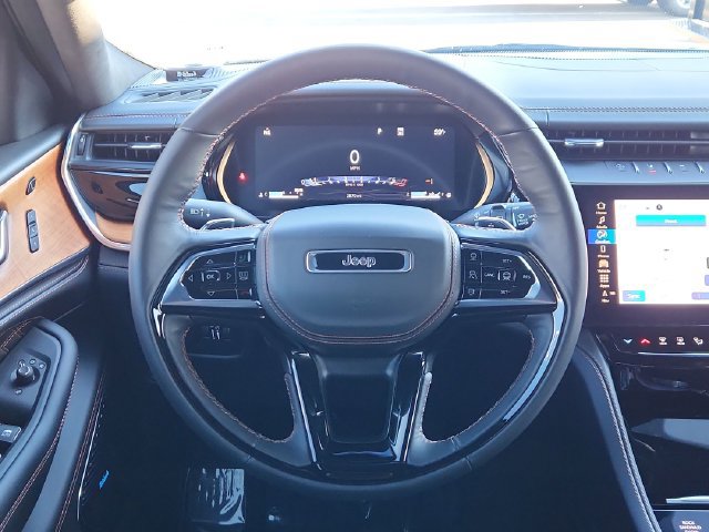 Used 2026 Jeep Grand Cherokee L Summit AWD/4WD image 35