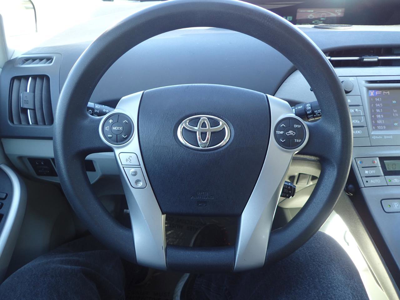 Used 2015 Toyota Prius Three FWD image 14