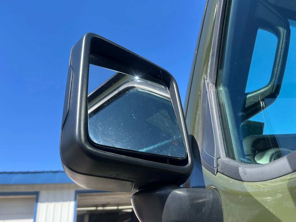 Used 2022 Jeep Gladiator Sport AWD/4WD image 14