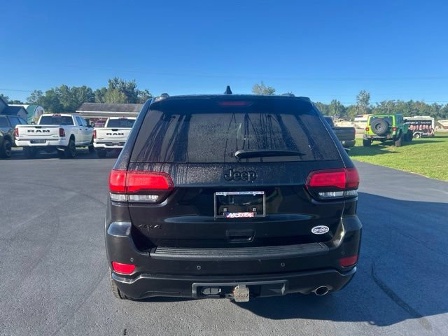 Used 2020 Jeep Grand Cherokee Altitude AWD/4WD image 4
