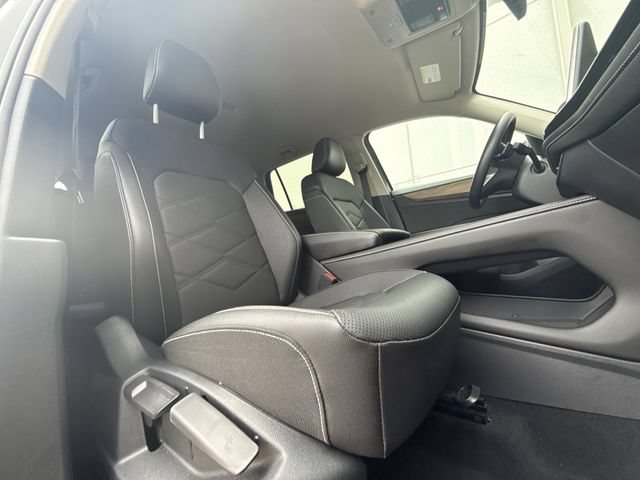 Used 2026 Volkswagen Atlas SE AWD/4WD image 24