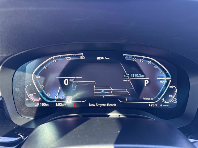 Used 2022 BMW 530e w/ Premium Package image 32