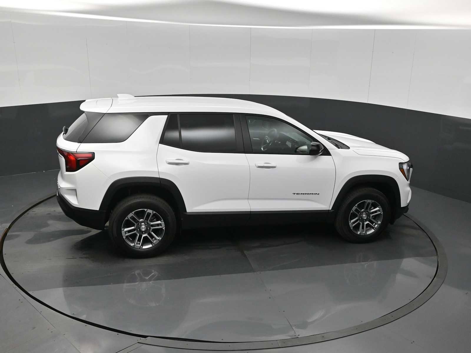 New 2026 GMC Terrain Elevation image 17