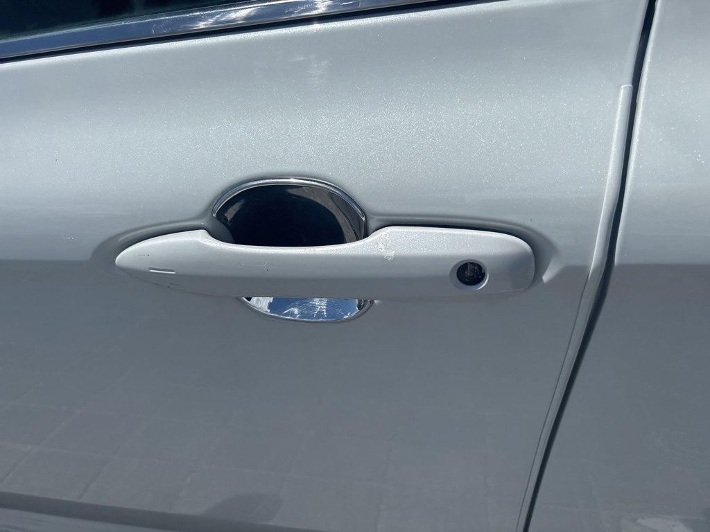 Used 2018 Toyota Camry XSE image 33