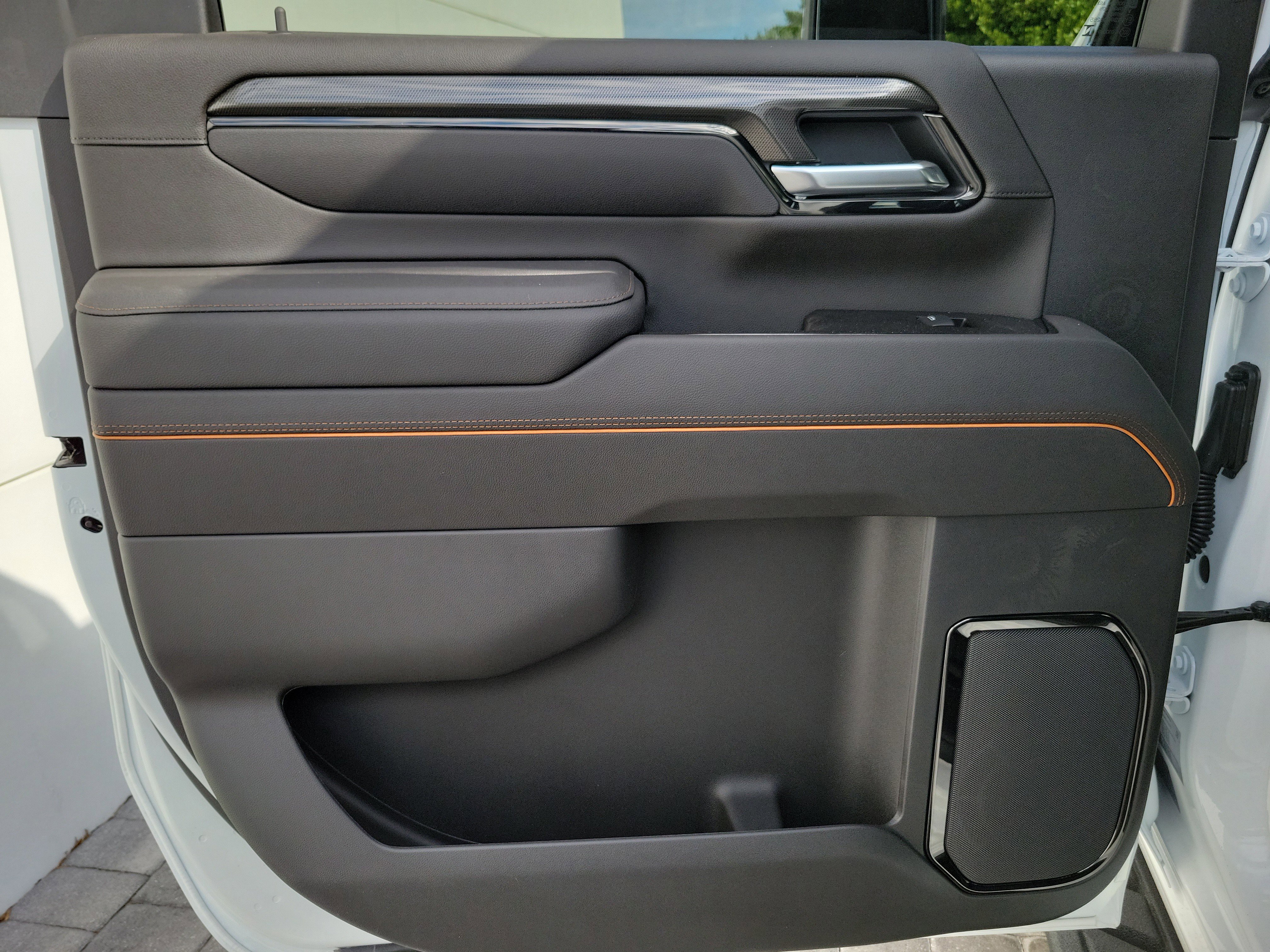 New 2026 GMC Sierra 2500 AT4 w/ AT4 Premium Plus Package image 11