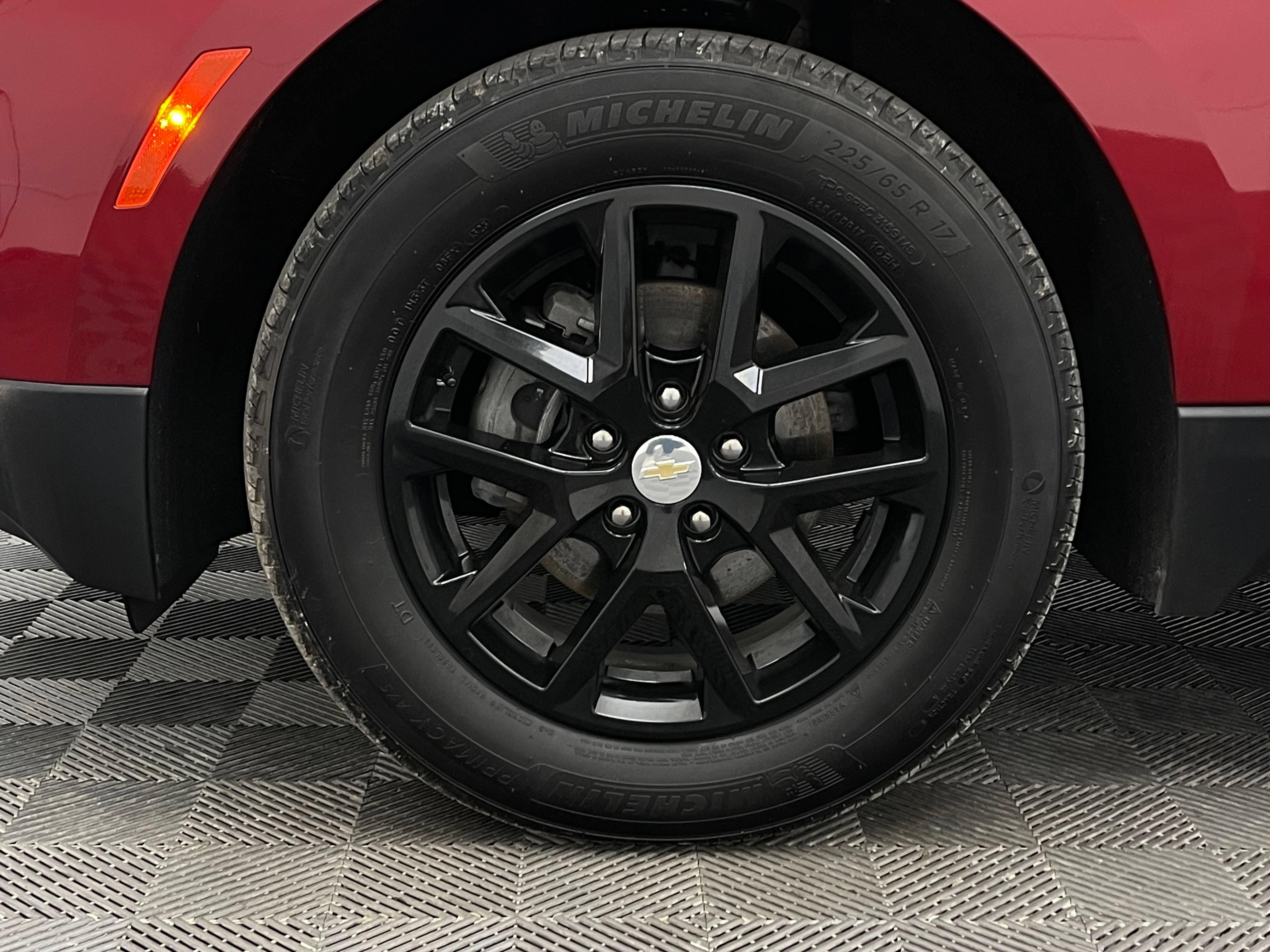 Used 2023 Chevrolet Equinox LT FWD image 14