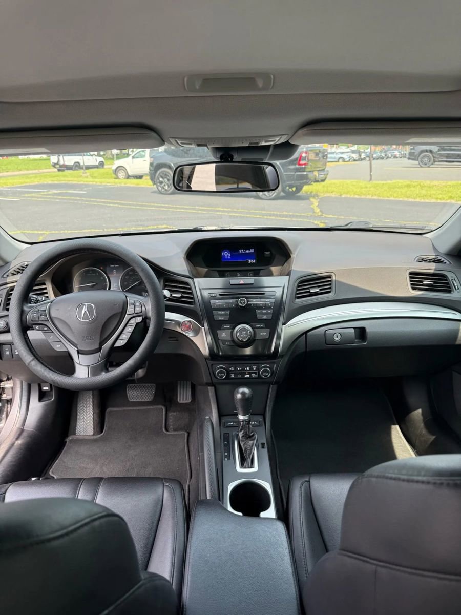 Used 2019 Acura ILX FWD image 25