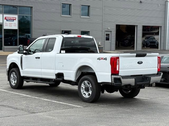 New 2025 Ford F350 XLT image 3