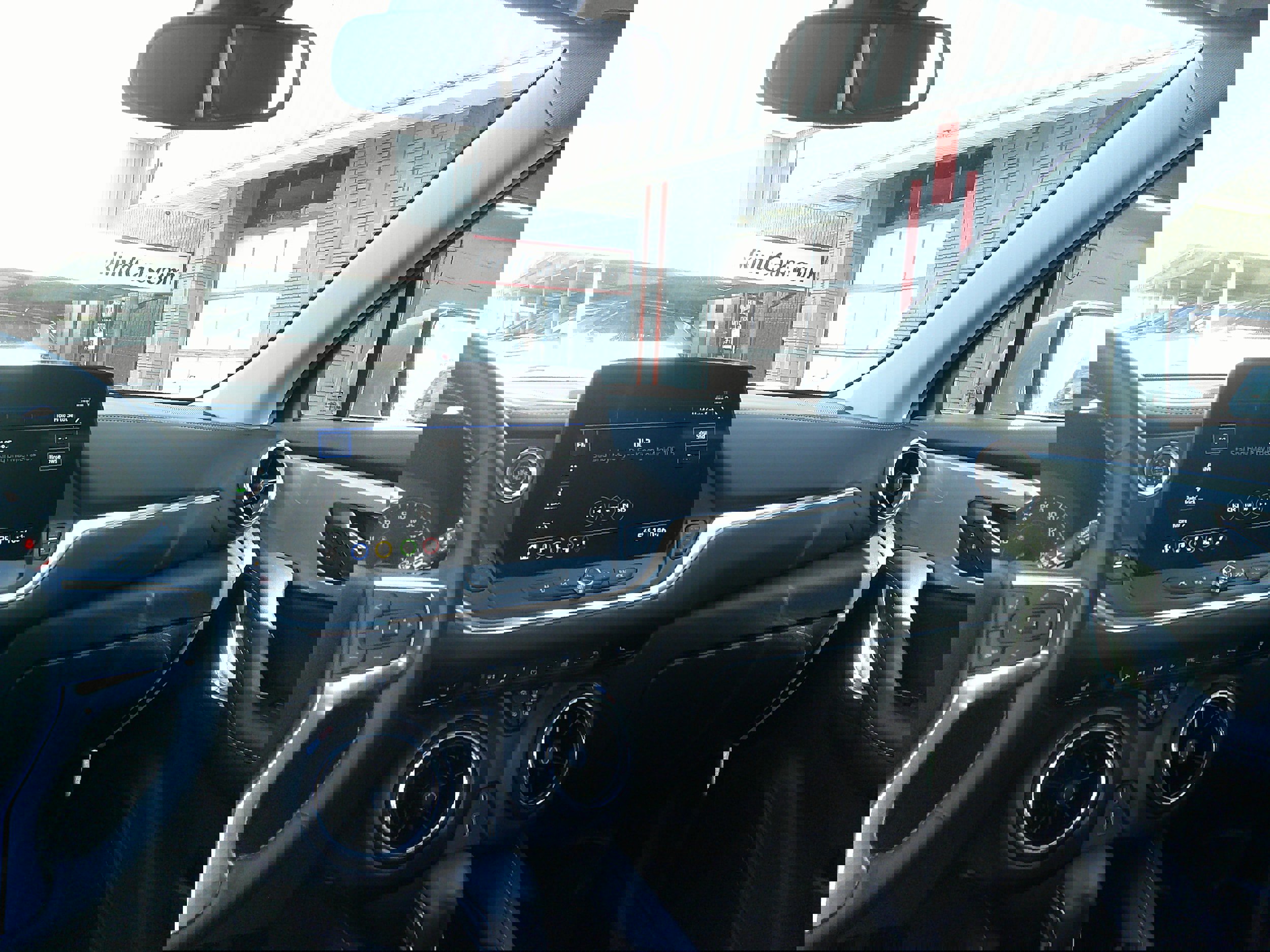 Used 2023 Chevrolet Blazer LT image 25