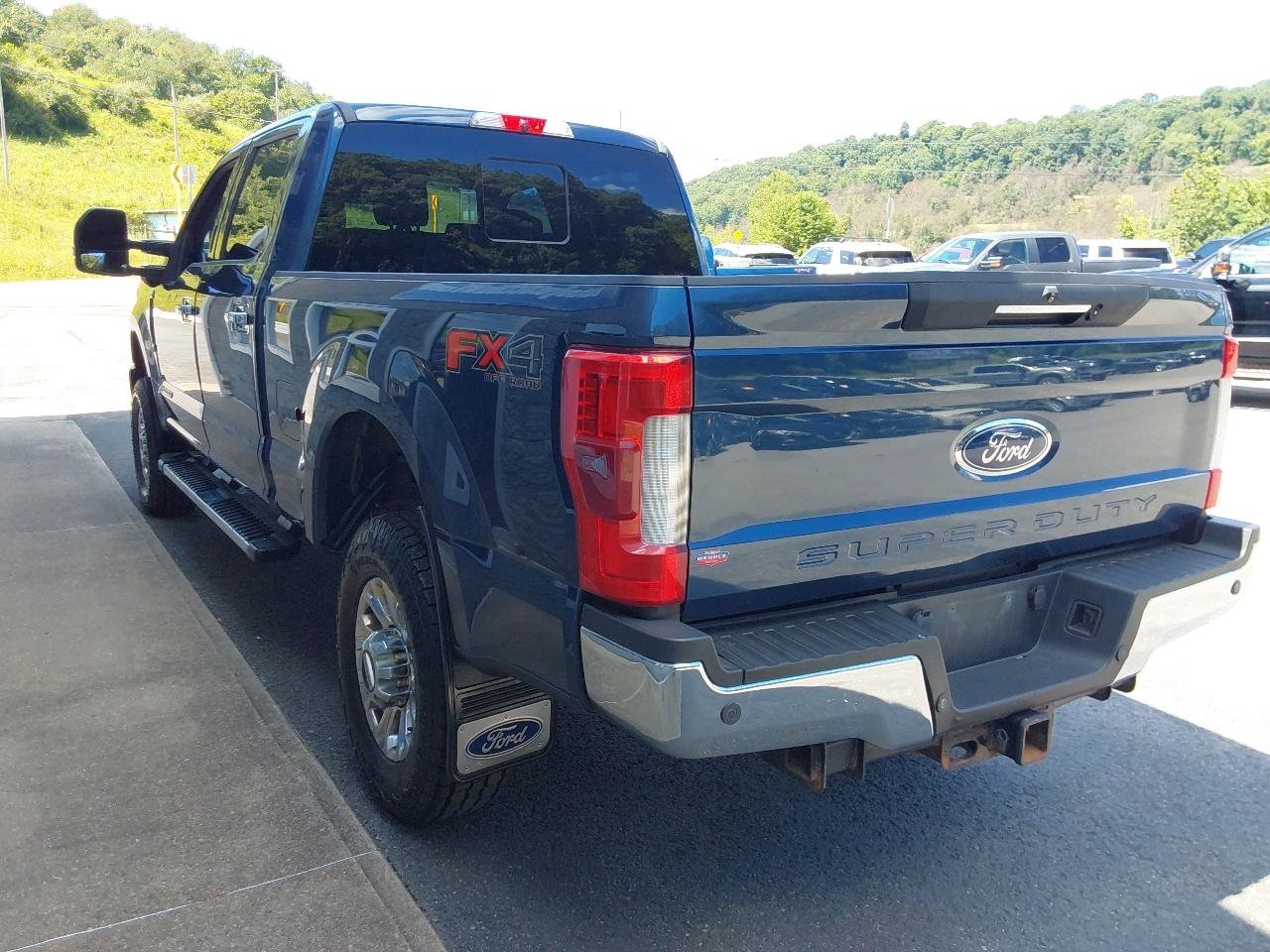 Used 2017 Ford F350 Lariat w/ Lariat Ultimate Package AWD/4WD image 7