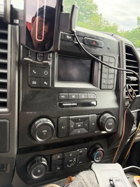 Used 2022 Ford F550 2WD Crew Cab Super Duty w/ Power Equipment Group image 13