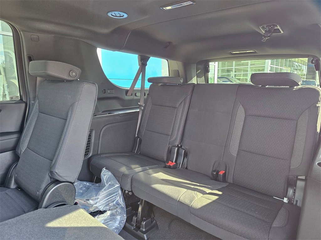New 2025 Chevrolet Suburban LS w/ Max Trailering Package image 19