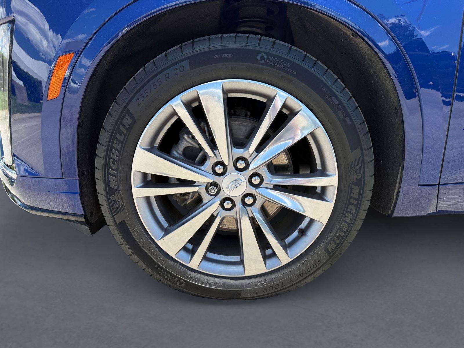 Certified 2023 Cadillac XT6 Premium Luxury AWD/4WD image 15