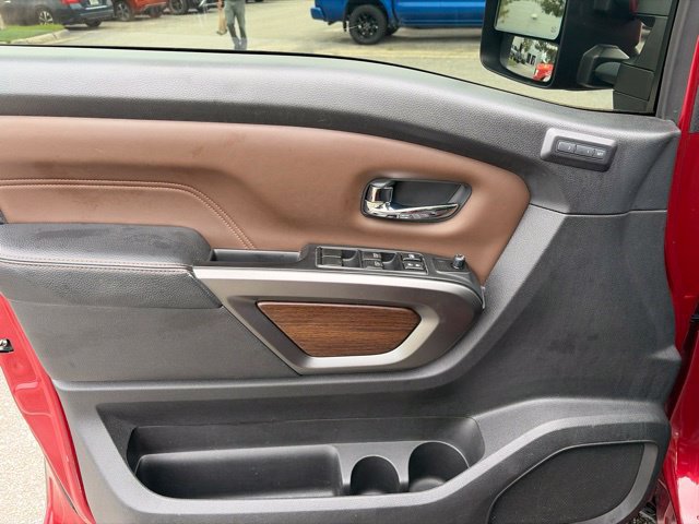 Used 2016 Nissan Titan Platinum Reserve RWD image 27