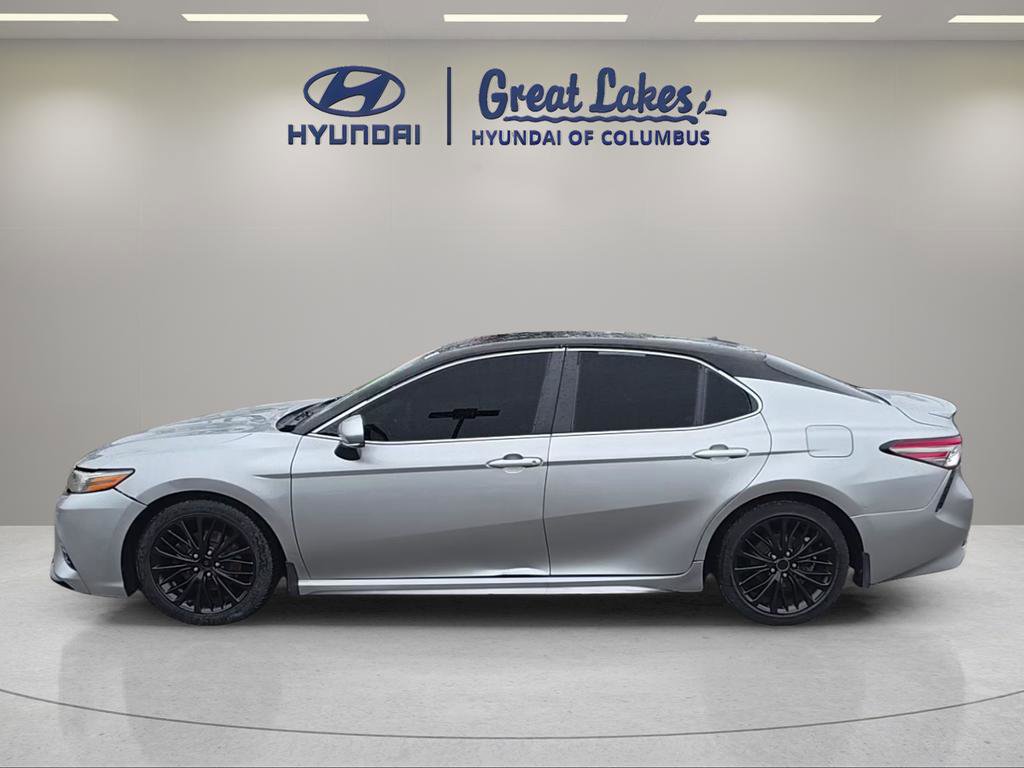 Used 2019 Toyota Camry XSE FWD image 8