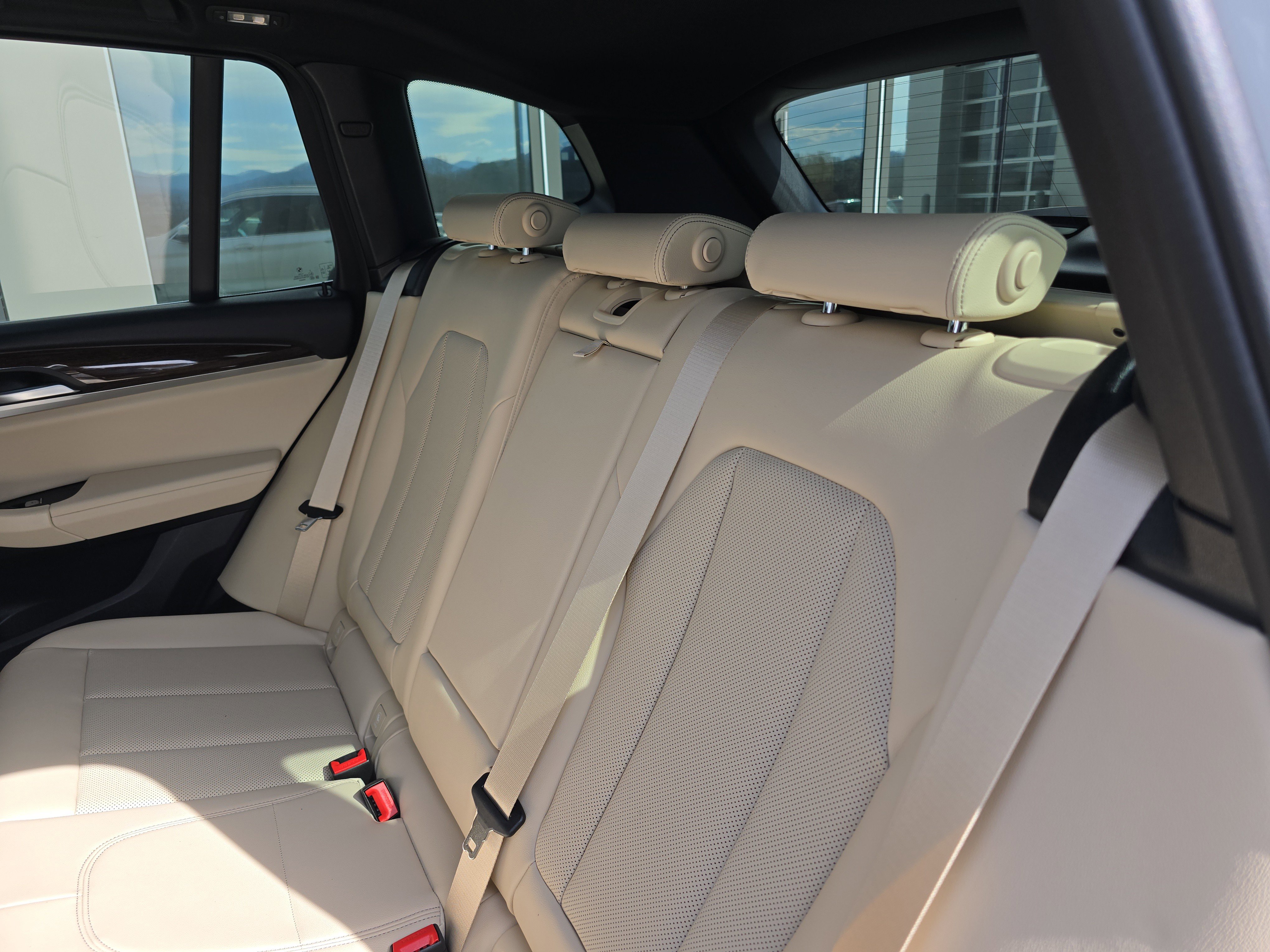 Used 2022 BMW X3 xDrive30i w/ Premium Package 2 image 15