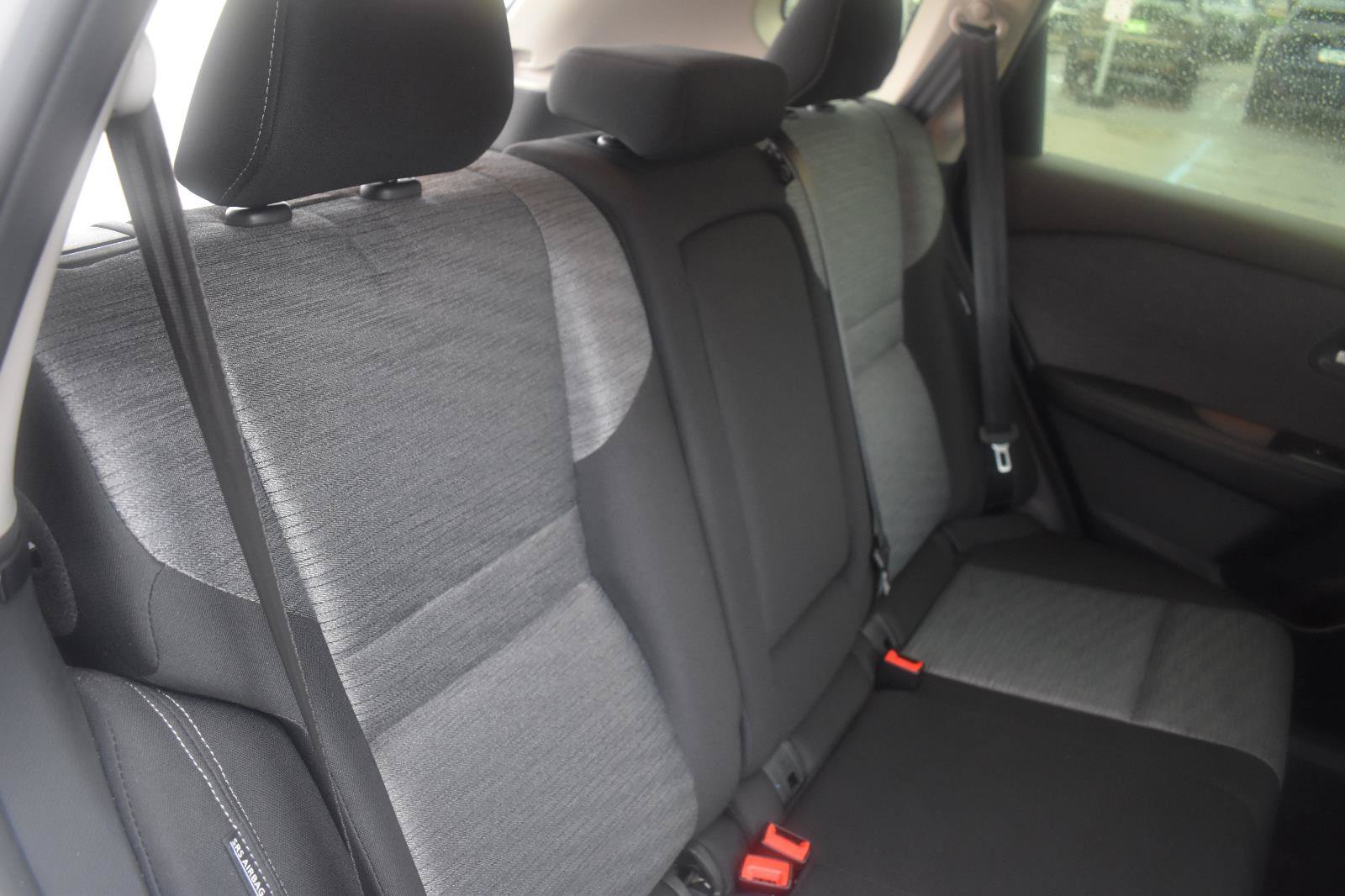 Used 2023 Nissan Rogue SV FWD image 54