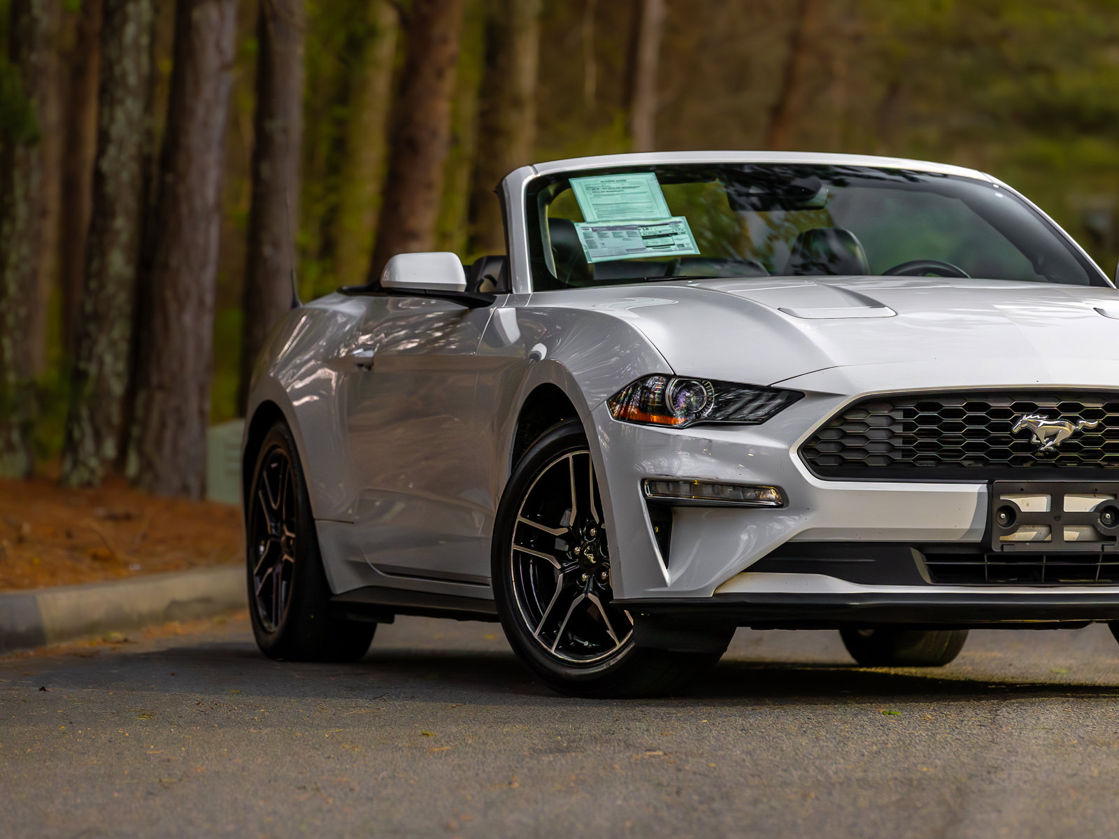 Used 2022 Ford Mustang Premium image 29