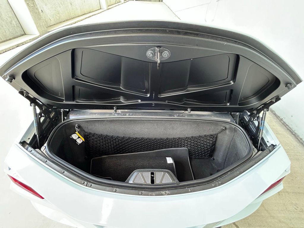 Used 2024 Chevrolet Corvette Stingray Premium Conv w/ Battery Protection Package image 38