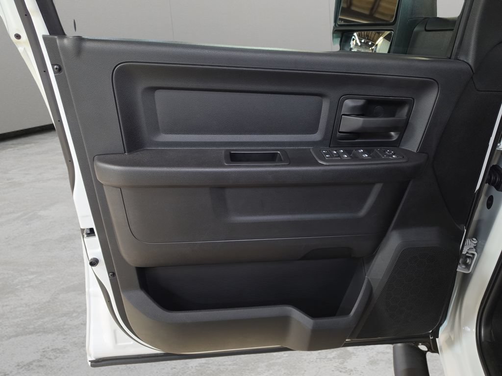 New 2026 RAM 2500 Tradesman AWD/4WD image 12