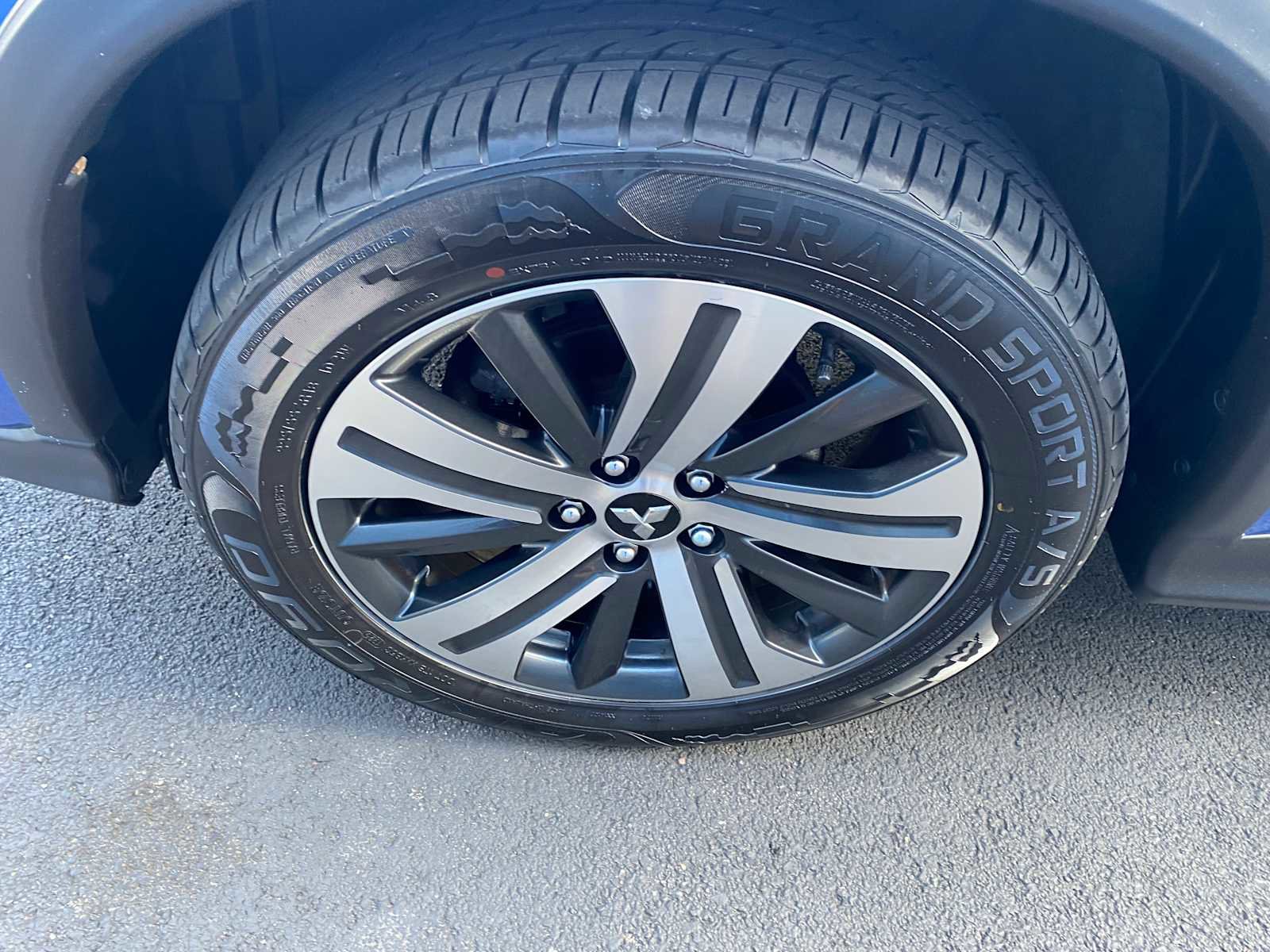 Used 2020 Mitsubishi Outlander Sport ES FWD image 32