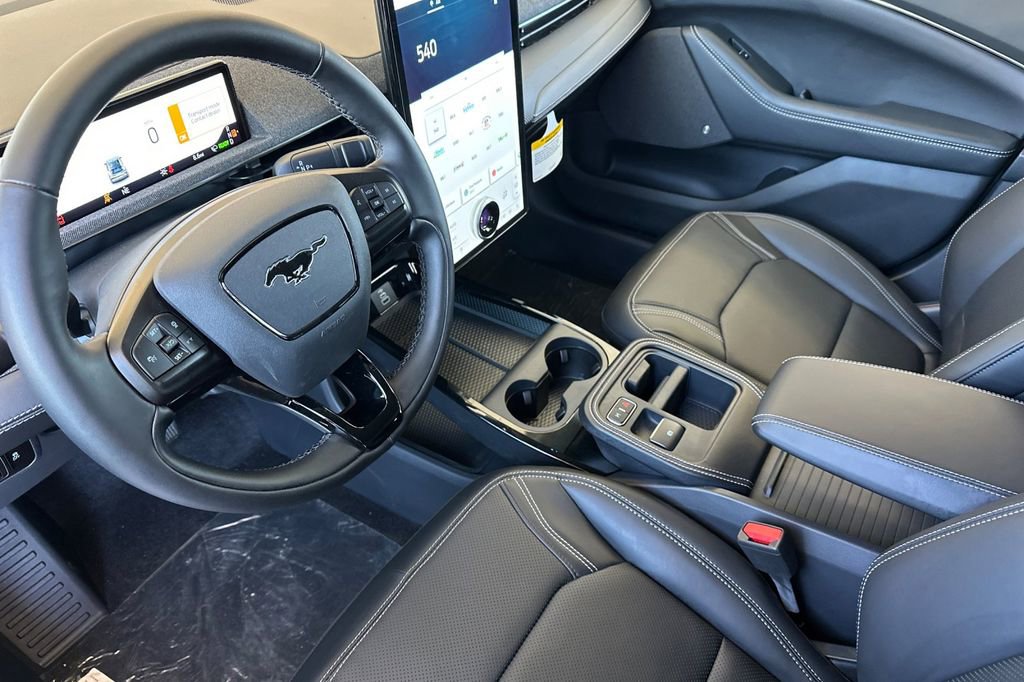 New 2026 Ford Mustang Mach-E Premium image 8