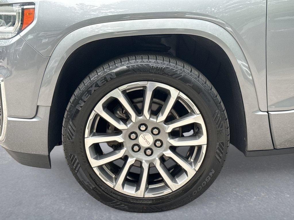 Used 2021 GMC Acadia Denali w/ Denali Technology Package AWD/4WD image 19