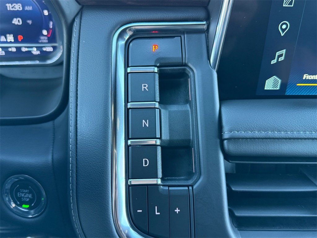 Used 2023 Chevrolet Tahoe Z71 w/ Luxury Package image 16