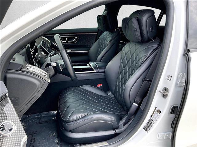 Used 2025 Mercedes-Benz S 580e 4MATIC Sedan image 27