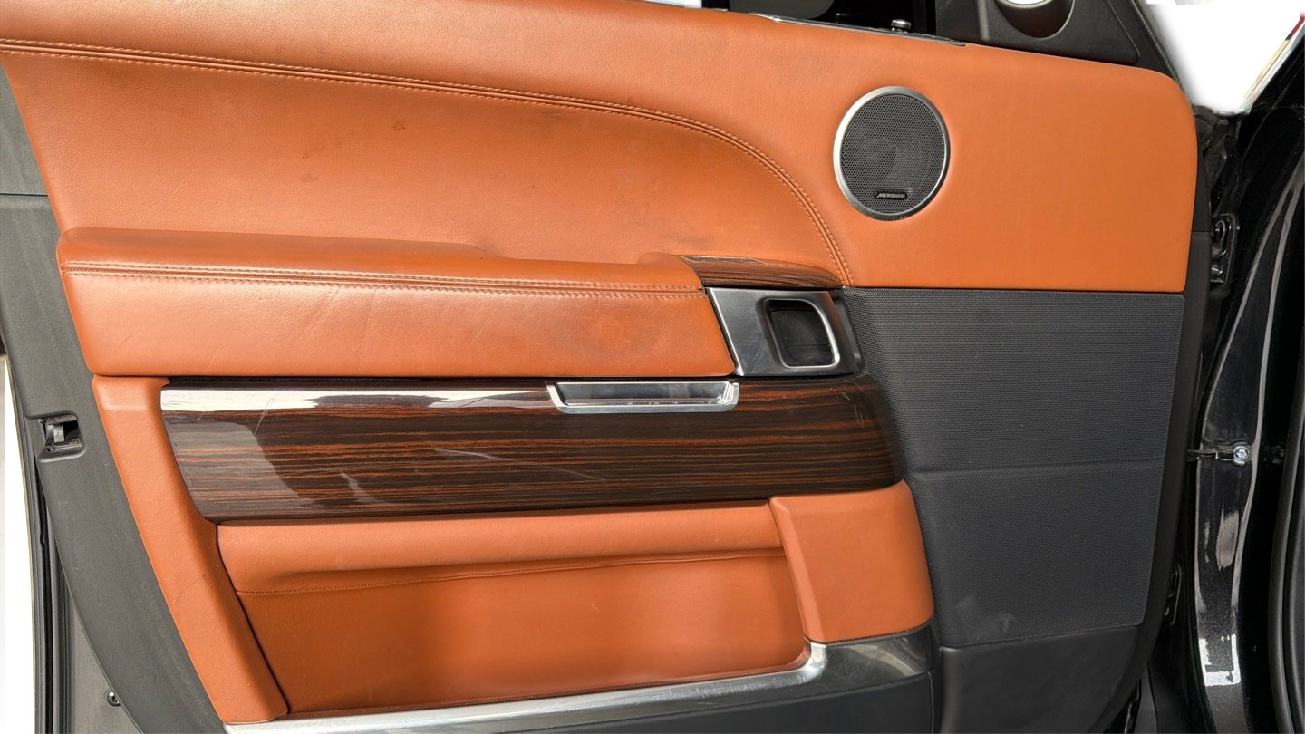 Used 2015 Land Rover Range Rover Autobiography AWD/4WD image 37
