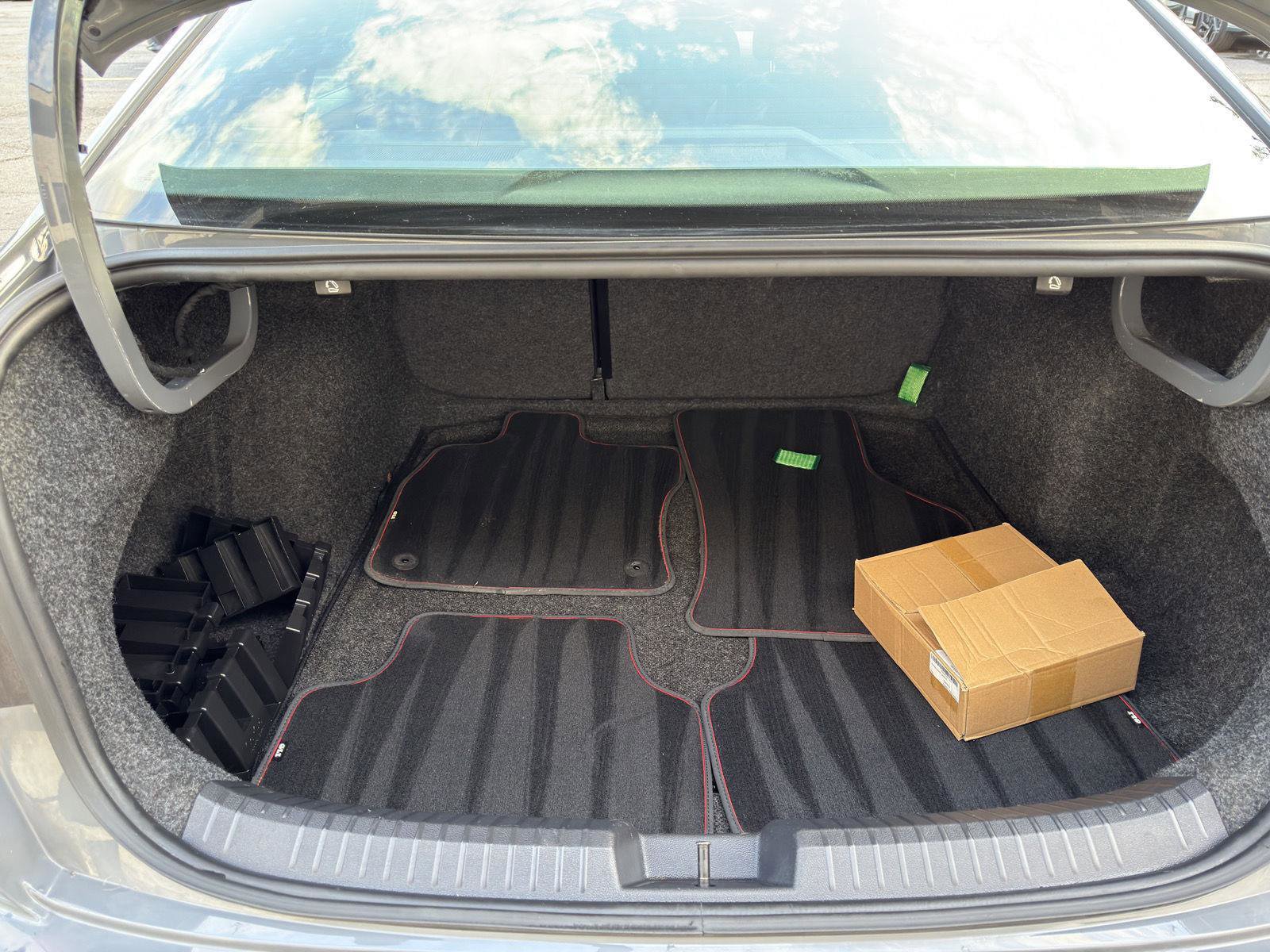Used 2021 Volkswagen Jetta GLI FWD image 35