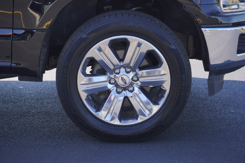 Used 2019 Ford F150 XLT w/ Equipment Group 302A Luxury AWD/4WD image 13
