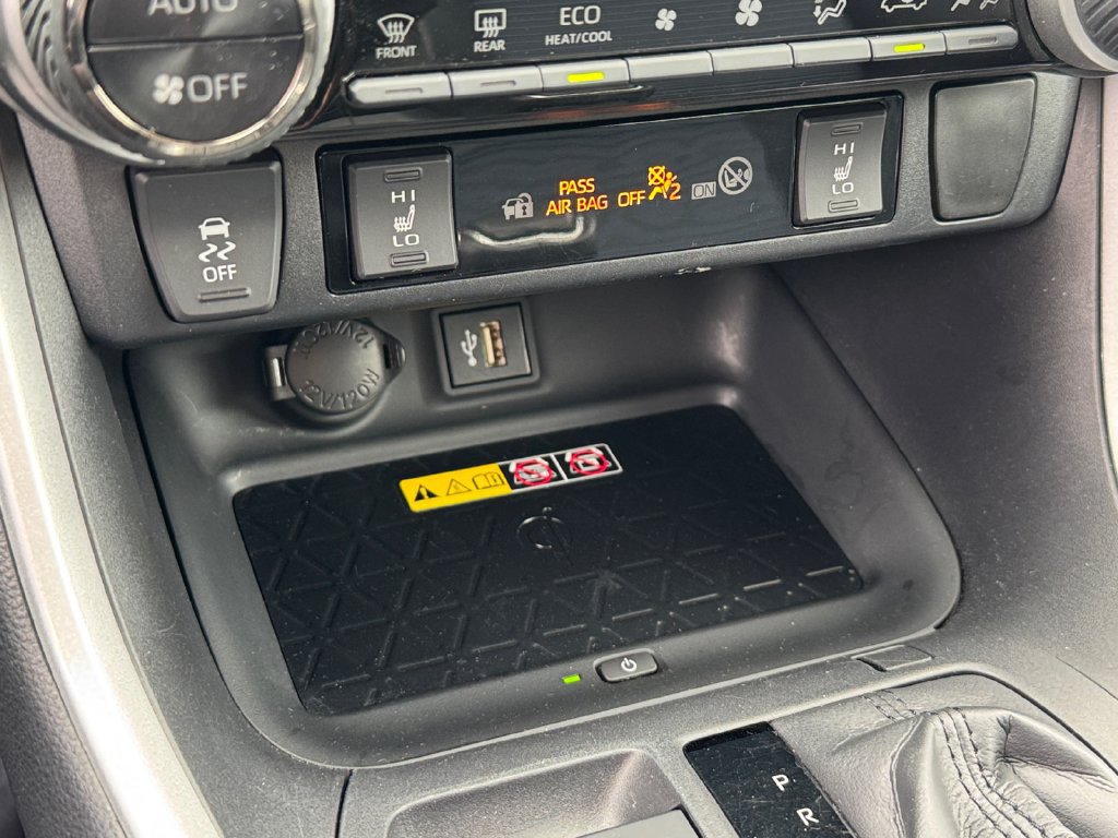 Certified 2024 Toyota RAV4 XSE w/ Advanced Technology Package AWD/4WD image 24