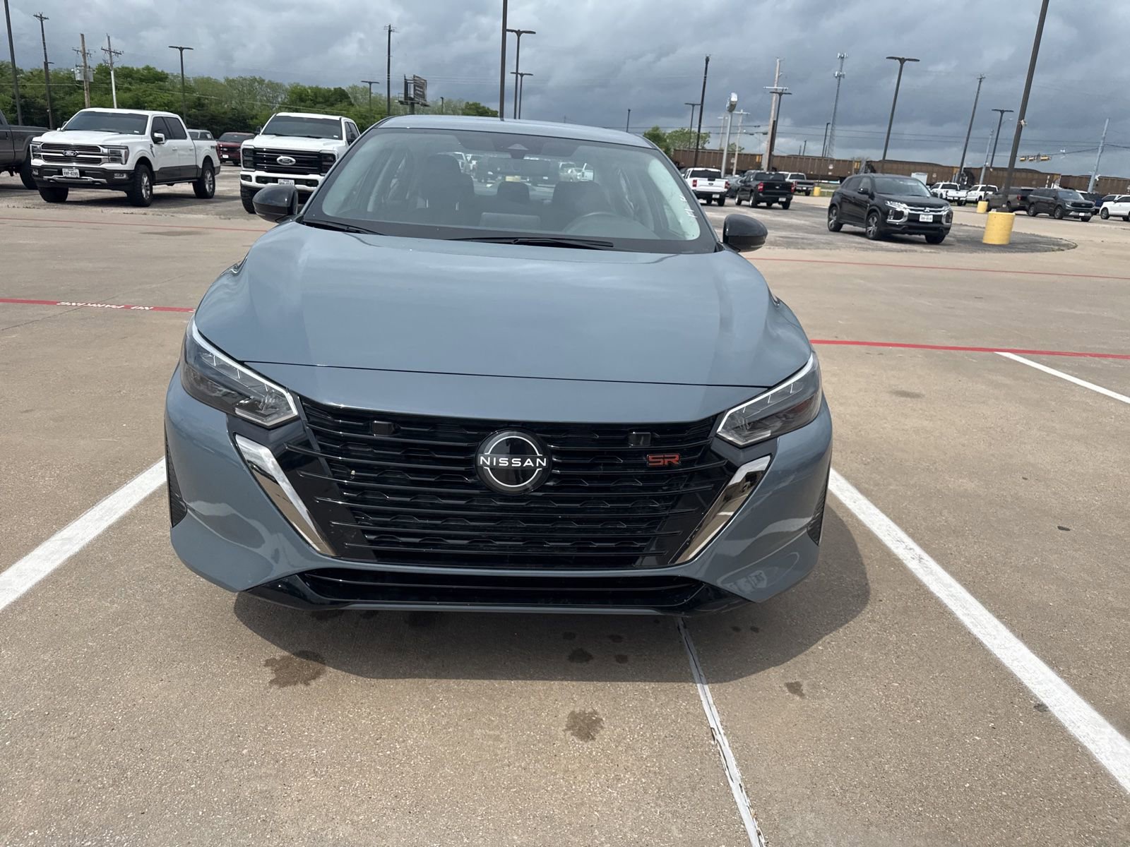 Used 2024 Nissan Sentra SR image 2