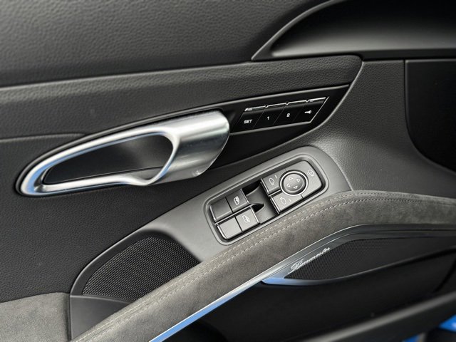 Used 2025 Porsche 718 Cayman GT4 image 14