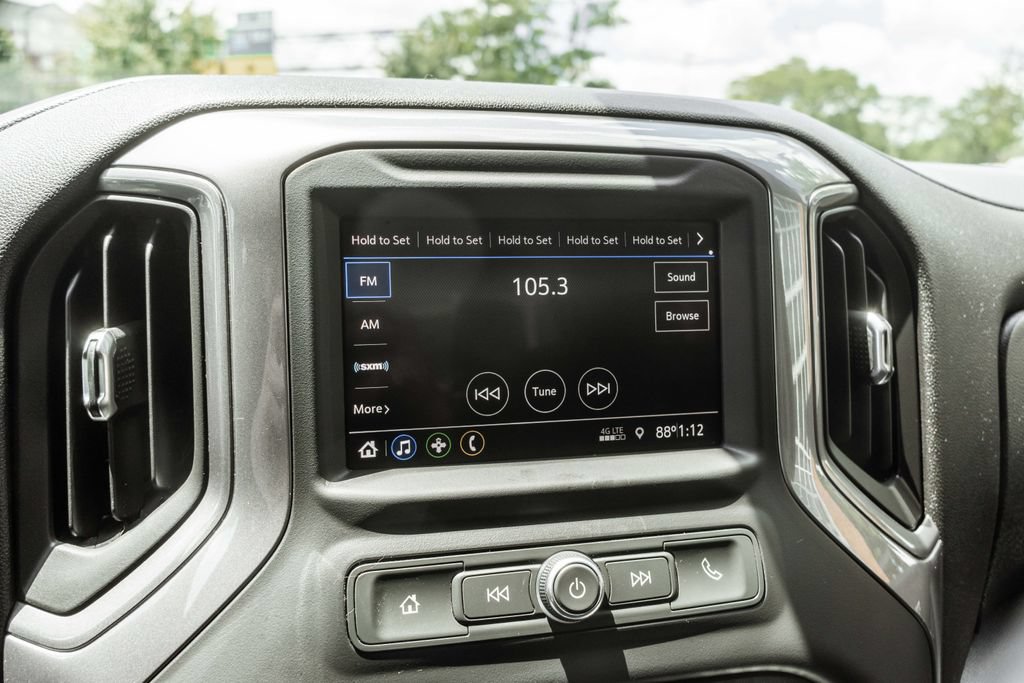 Used 2021 GMC Sierra 1500 4x4 Crew Cab w/ Sierra Value Package image 18