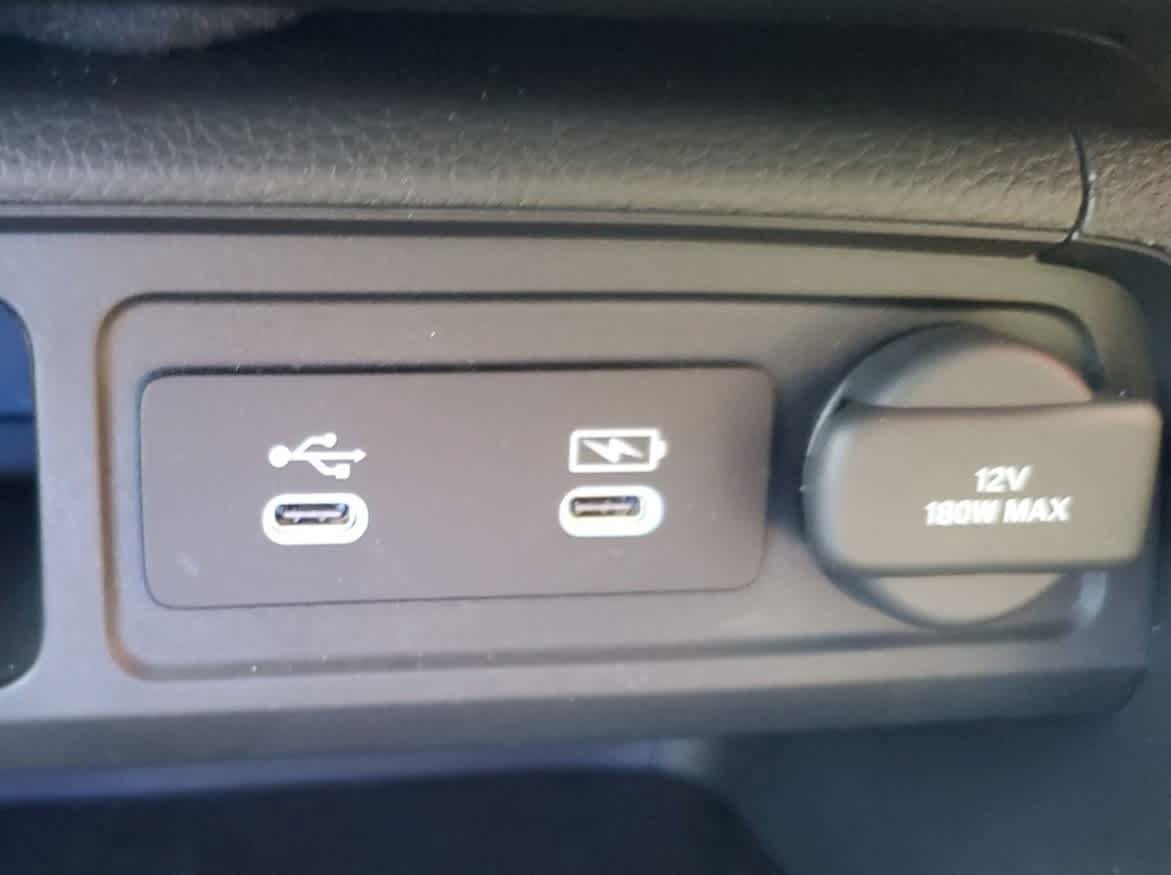 Used 2026 Honda Pilot Elite image 18